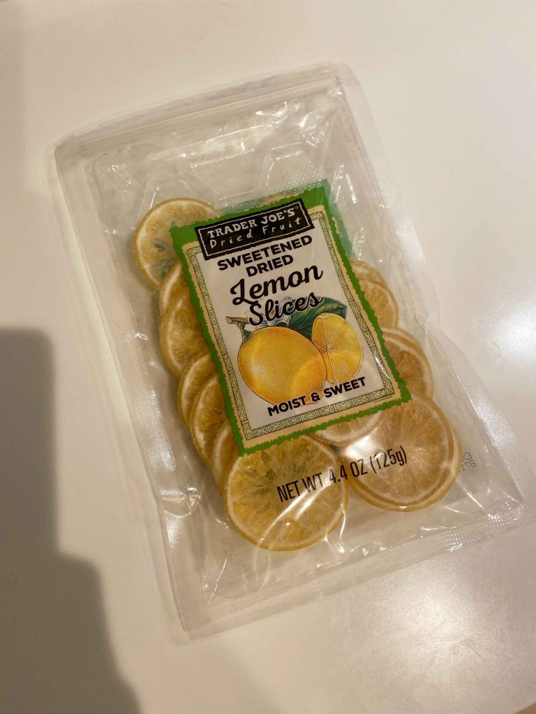 トレーダー・ジョーズで購入したレモンのドライフルーツ