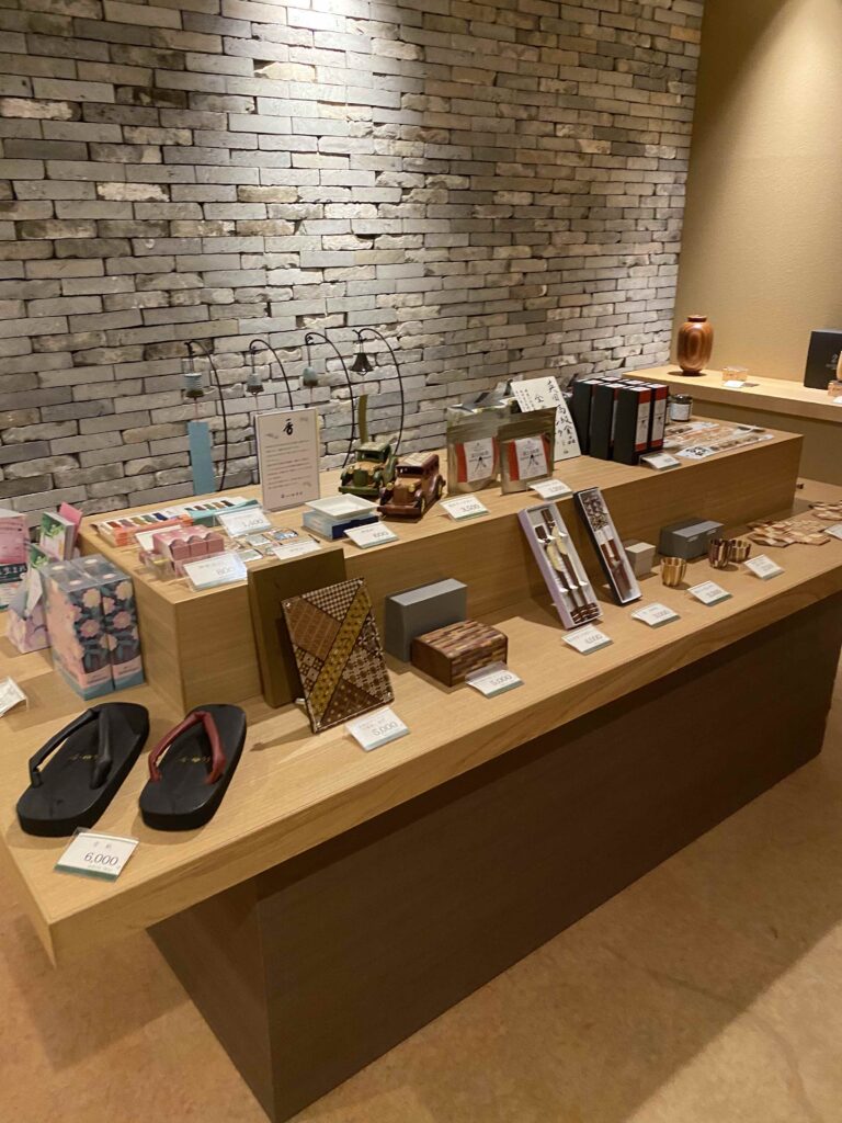 お土産コーナー