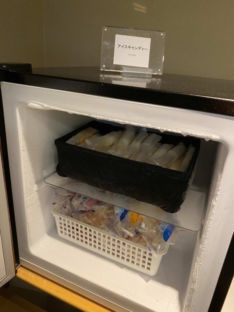 大浴場前のアイスキャンディー