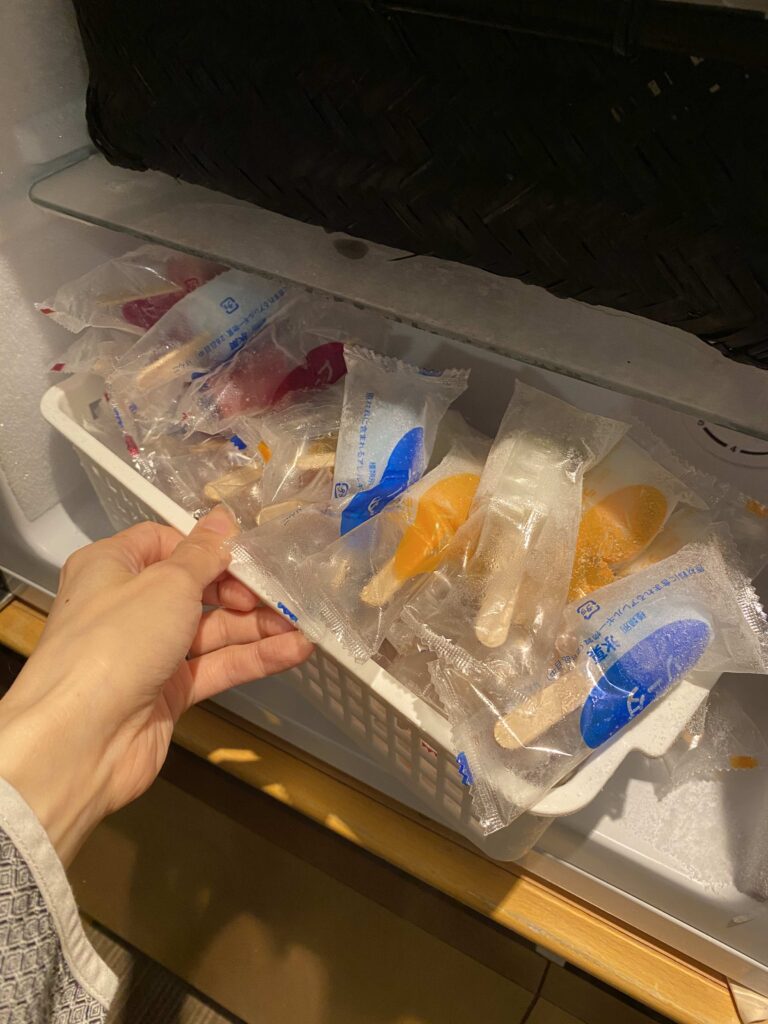 大浴場前のアイスキャンディーその２