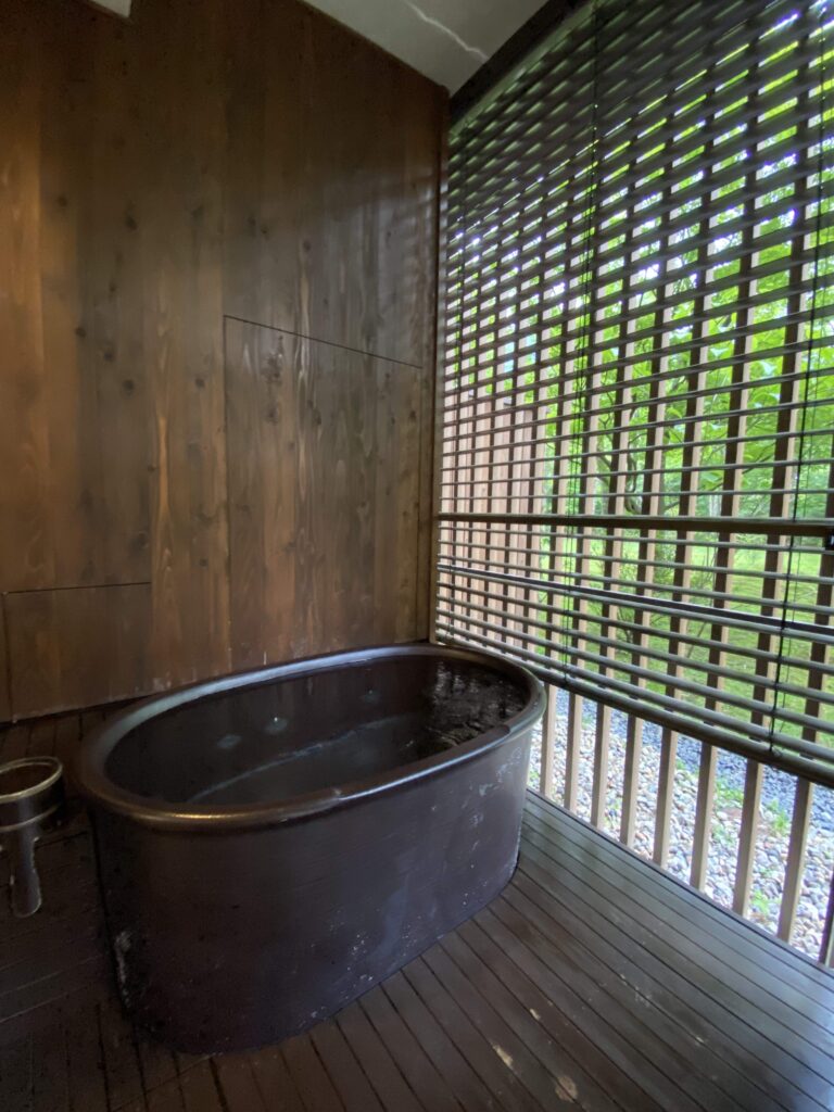 フタをとった客室露天風呂