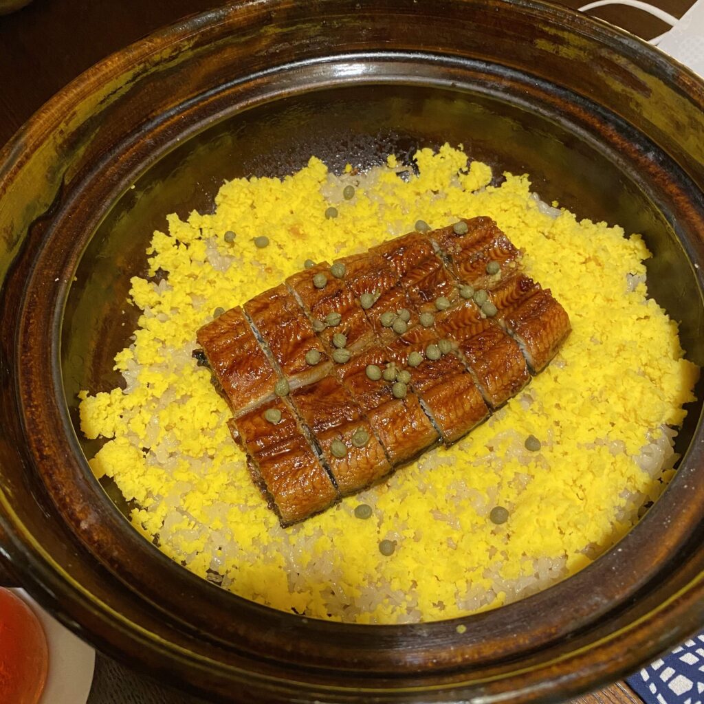 旬彩土鍋ごはん。うなぎの蒲焼