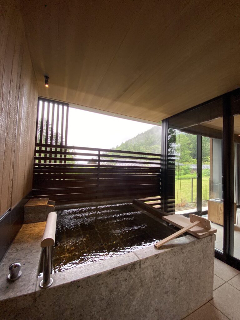 客室内露天風呂