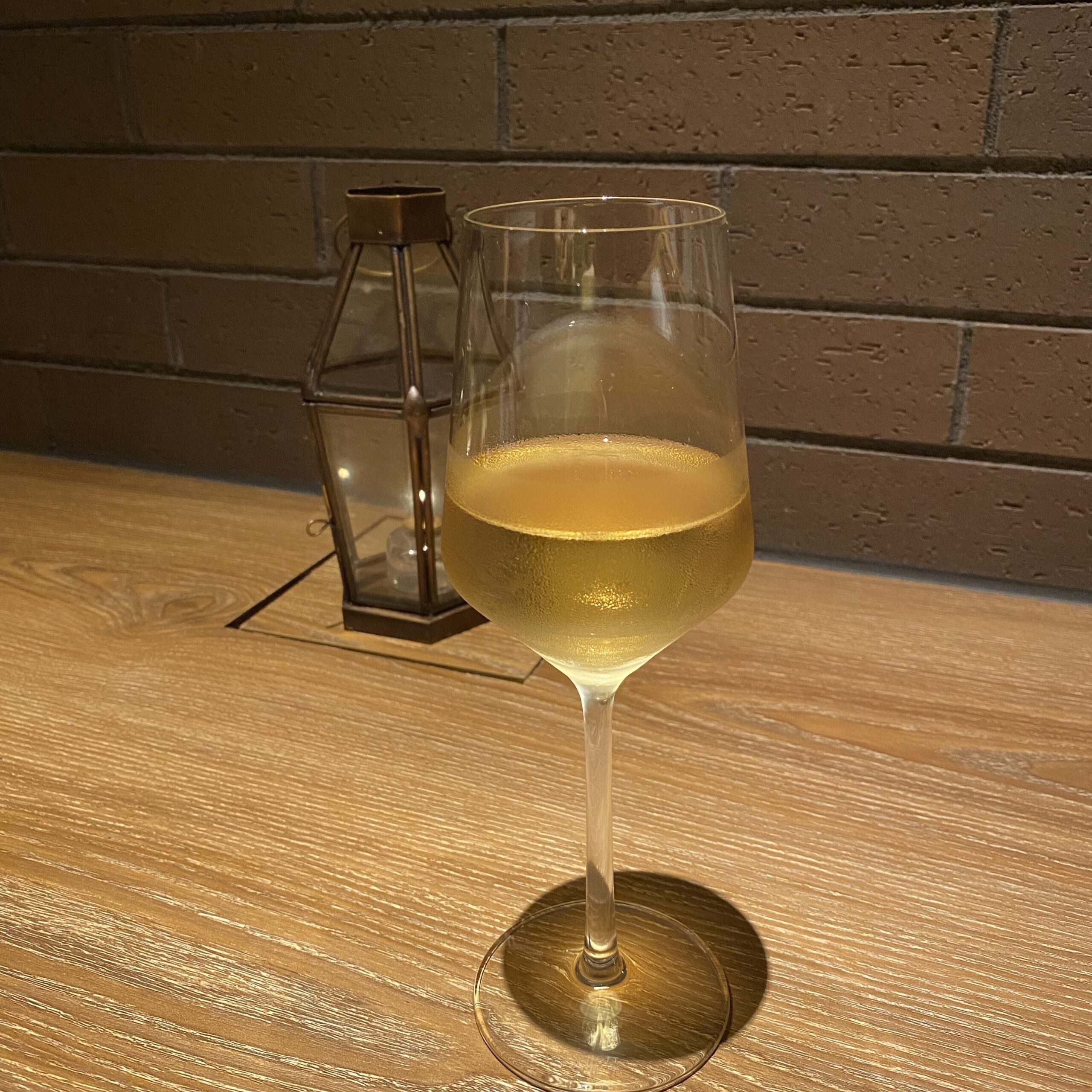 アラン・ミリア 白