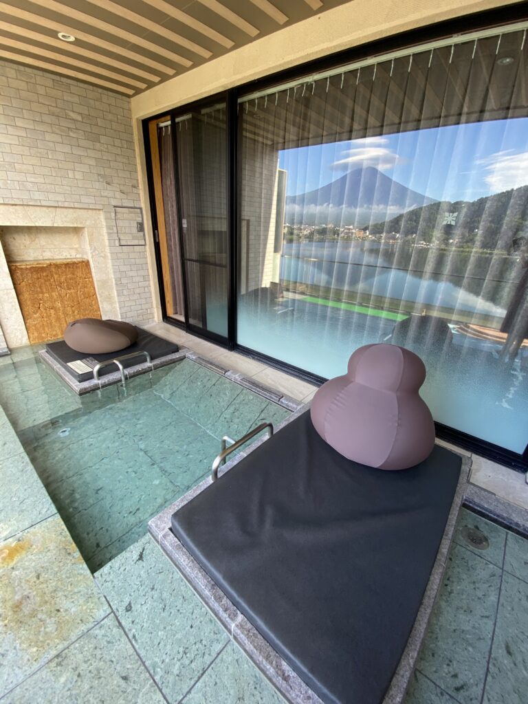 ウォーターテラス（温泉露天風呂）