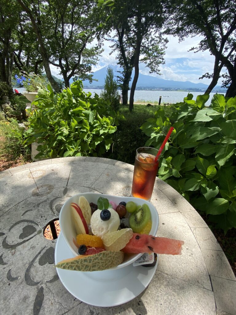 フルーツあんみつ