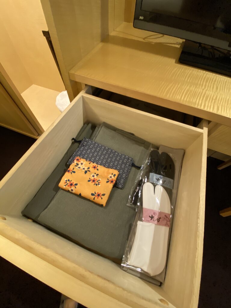 浴衣以外の館内着