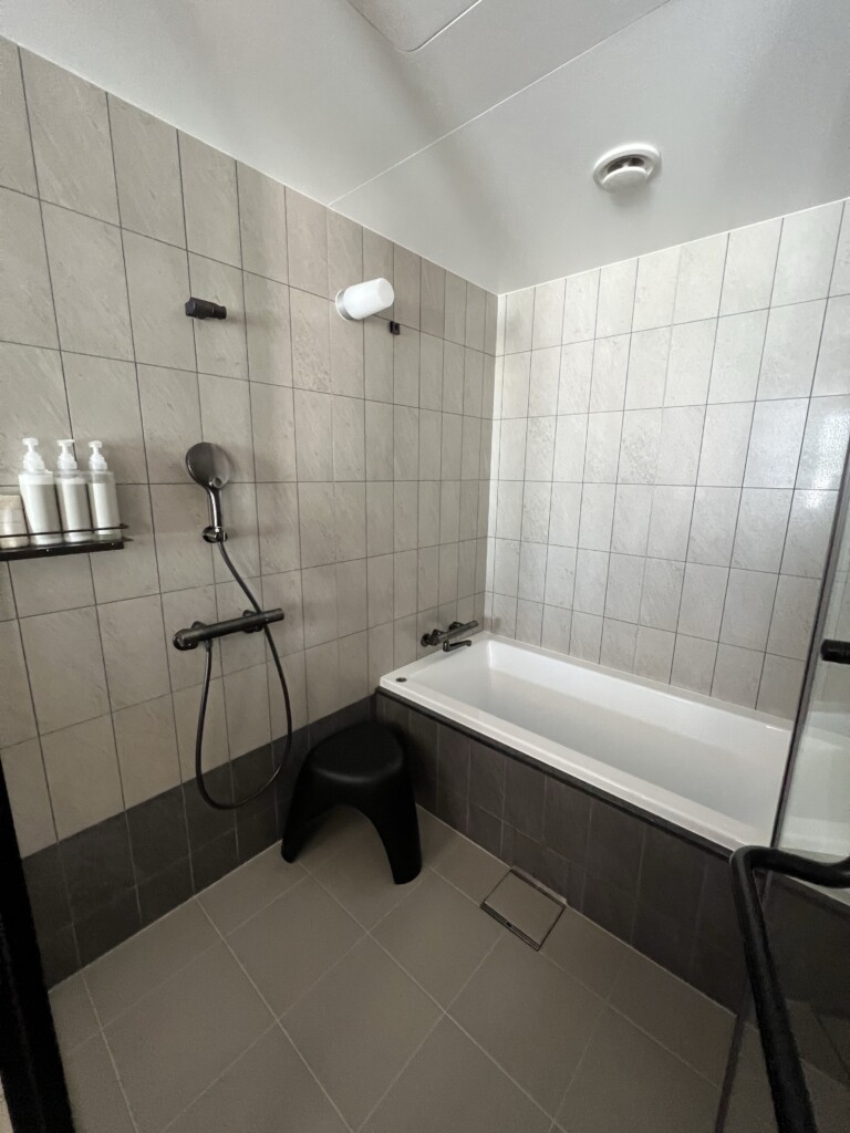 Southwest Grand Hotel 那覇 国際通り 広めのバスルーム