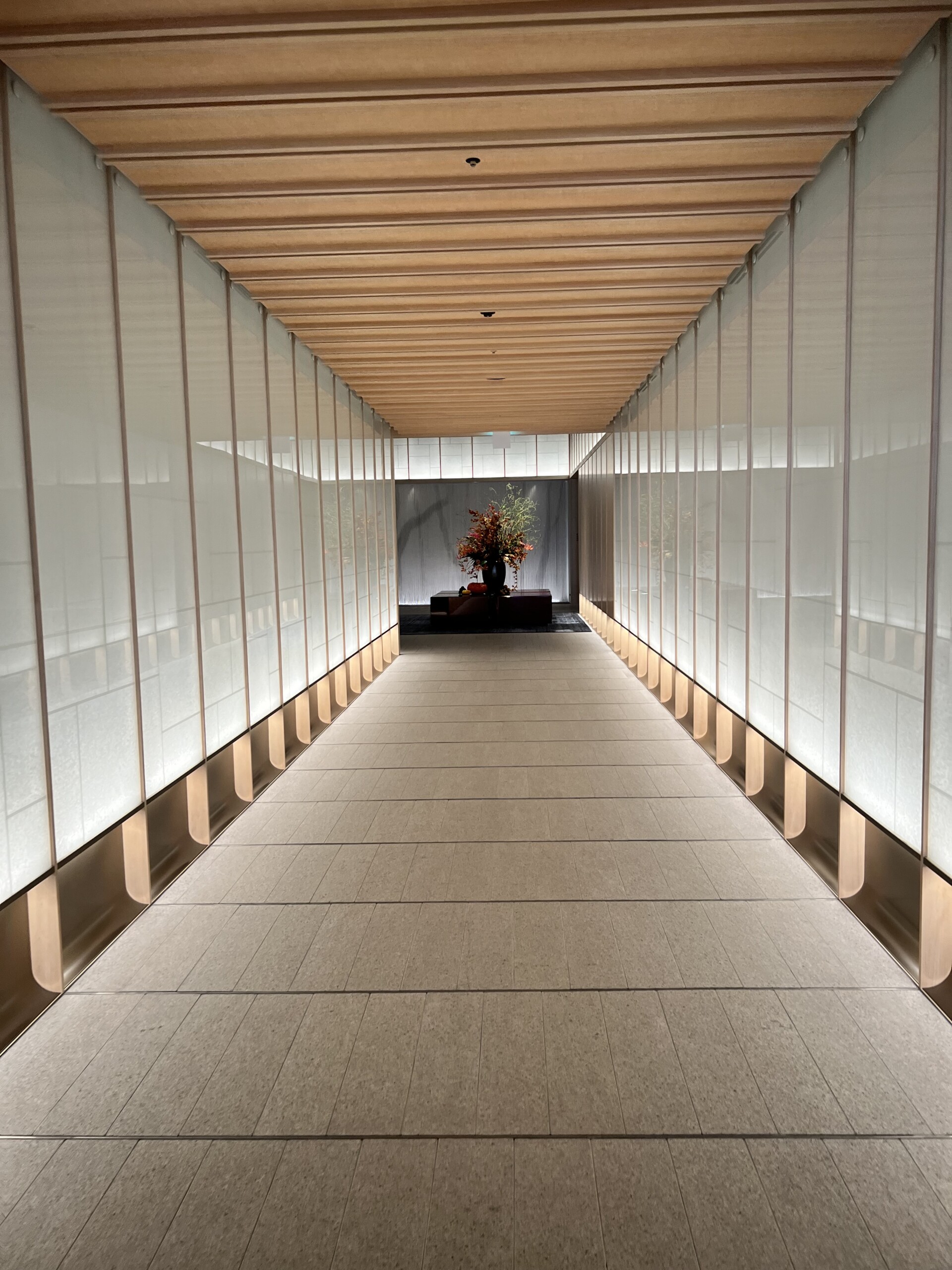 ホテル内の廊下