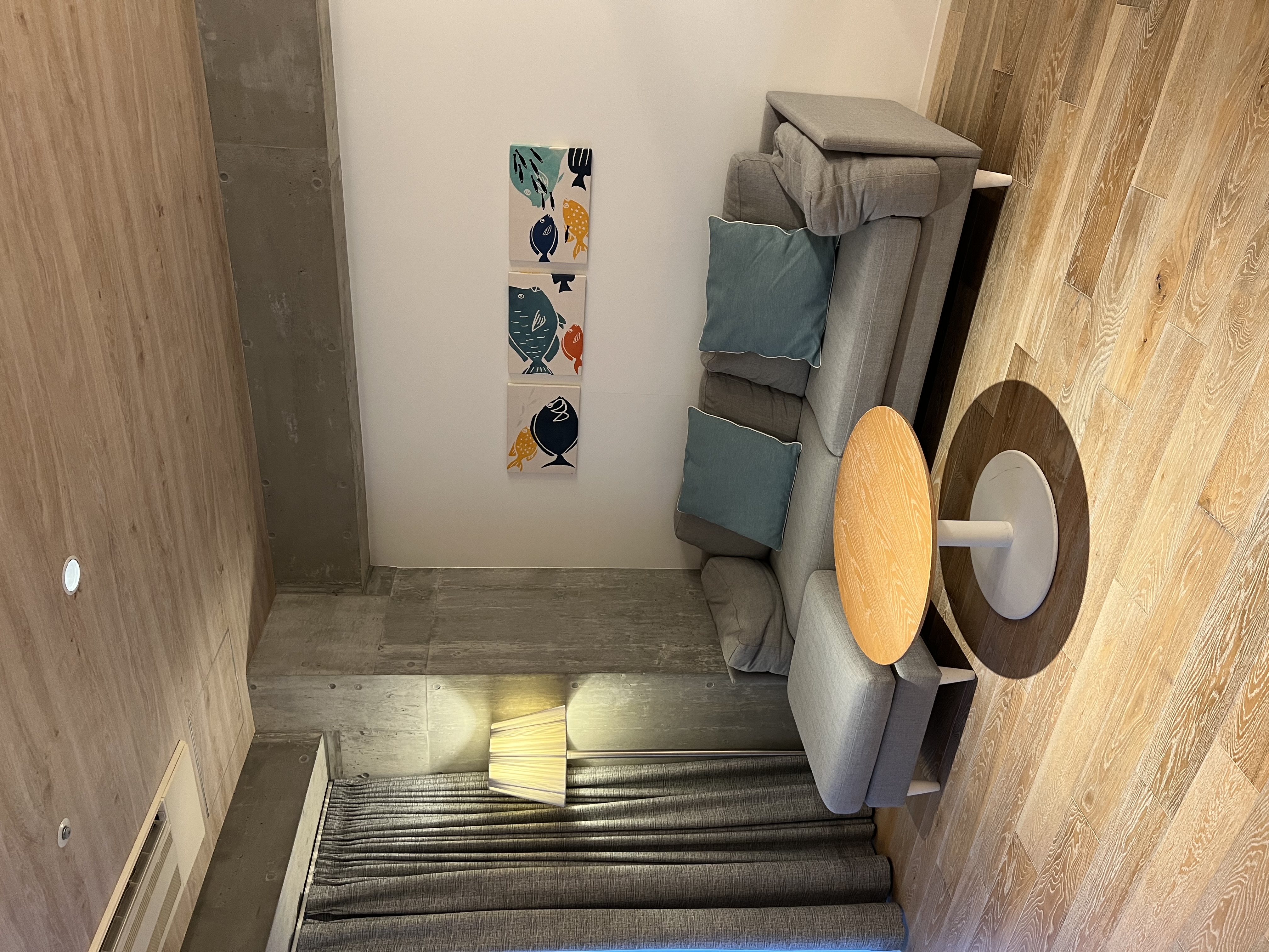 ゆんたくスイートのリビング